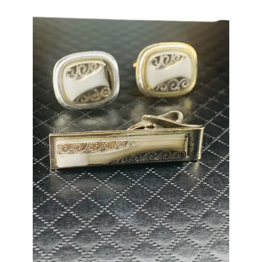 Mens Tie Clip and Pair Cufflinks Set Vintage 1960s Silvertone Gray Stone